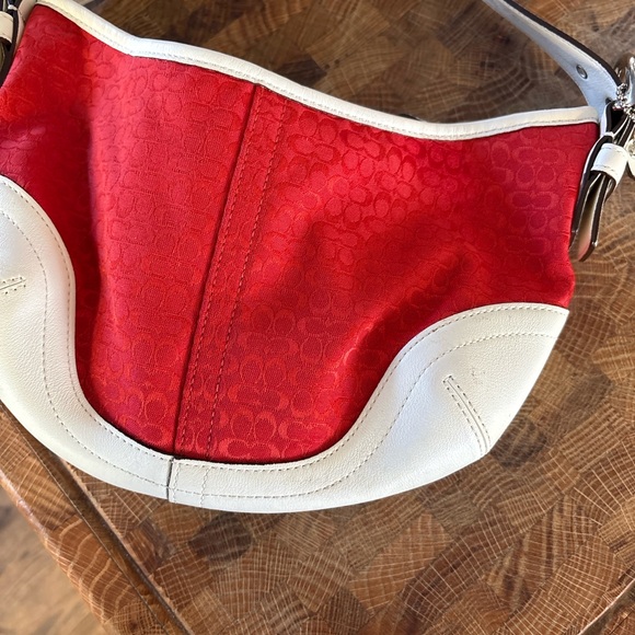 Authentic Coach Y2K Red Signature Jacquard Mini Shoulder Bag White Leather Trim - Picture 9 of 9